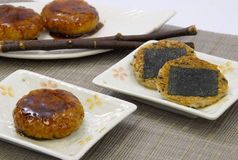 ＜甘辛餅（バター風味）・ごま醤油餅＞ご飯をおいしいおやつに！！