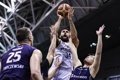 第3Qに見せた堅守　宇都宮ブレックス、主導権握り横浜BCを圧倒　地区優勝マジック10に