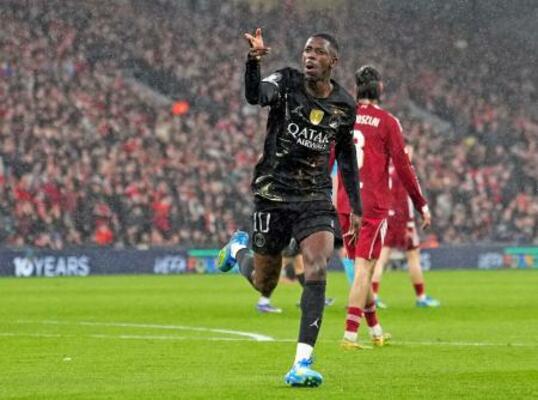 　リバプール戦でゴールを決め、喜ぶパリ・サンジェルマンのデンベレ＝リバプール（ＡＰ＝共同）