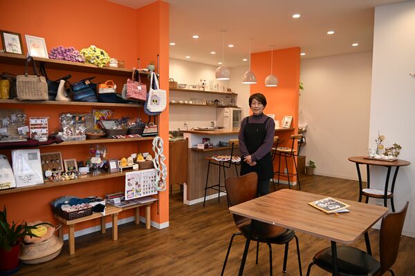 小物の販売コーナーなどもある店内