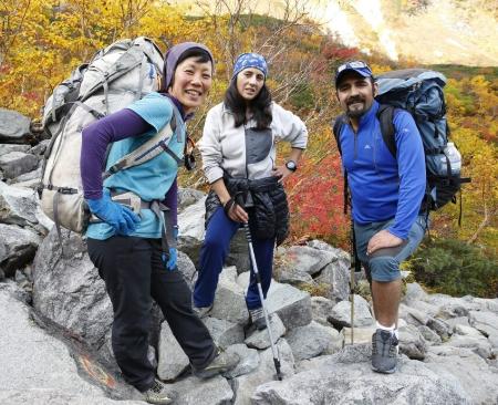 　パキスタン人クライマー兄妹と、けいちゃん。僕が会った最後になってしまいました＝２０１５年９月、涸沢