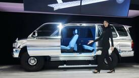 大開口の電動スライドドア披露