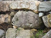 米子城跡石垣に「鯛石」