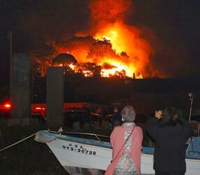 大分火災、１７０棟以上が延焼