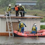 雨の中、本番さながらの救出訓練　宇都宮で11年ぶりに総合水防演習　鬼怒…