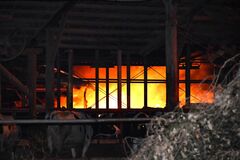 大田原でタンクローリー全焼か