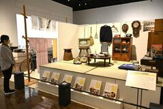 家電や玩具 ２７０点一堂に