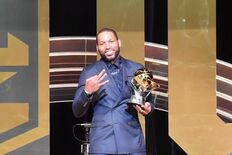 【一問一答】ニュービル、3年連続MVP 「チームメイト、コーチ陣に感謝…