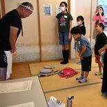 「こどもフリマ」準備着々　児童ら「店長会議」でお金、接客学ぶ　９月13…