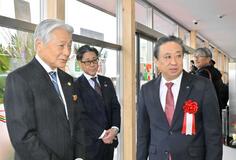 県産材活用 宇都宮に開店