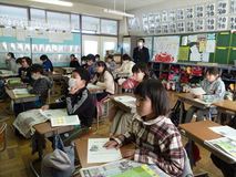 新聞の特徴知る／小山市豊田北小