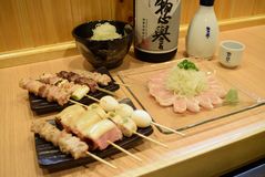 【よるのみや】炭火串焼　とり芳