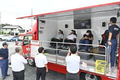 ＶＲ体験車で防災意識向上