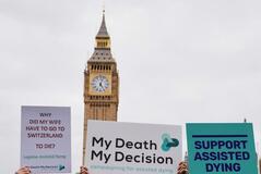 「安楽死」是非、英で議論