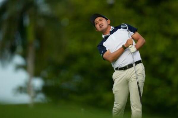 　トップと４打差の１７位につけた金谷拓実＝１５日（ＡＰ＝共同）