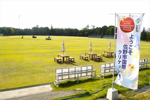 全面天然芝に覆われ、国内最高の環境が整備されている市国際クリケット場