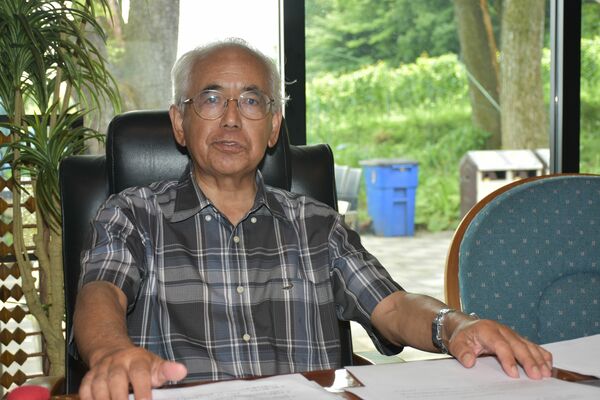 「100年後に那須の景観を残していきたい」と語る室井社長＝那須町