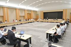 アドバイザーの派遣事業を説明