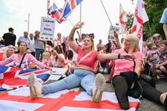イギリスで難民排斥デモ拡大