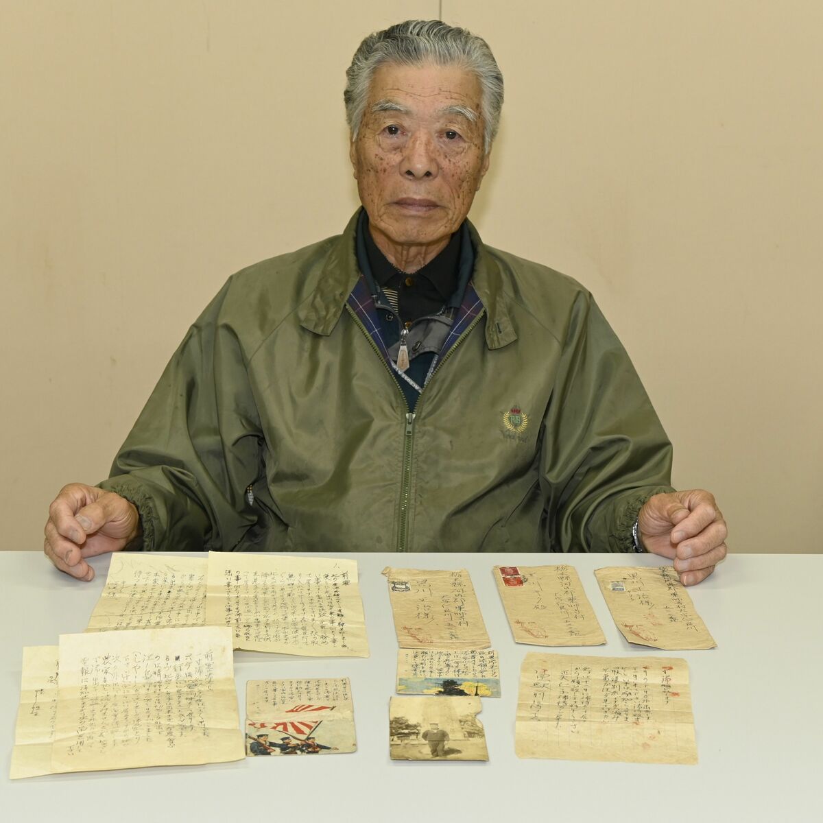 今度会うのは靖国神社」 戦死した父が母に宛てた手紙を発見 84歳長男に