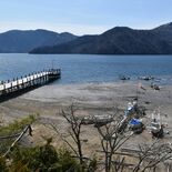 営業開始直前に…水位低下で遊覧船のコース変更　奥日光の中禅寺湖、雨や雪…