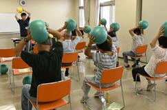 手軽な運動で脳を活性化へ