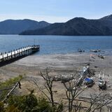 営業開始直前に…水位低下で遊覧船のコース変更　奥日光の中禅寺湖、雨や雪不足が影響
