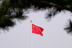 「敵対勢力がネットで若者洗脳」