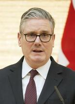 英、米海峡封鎖支持せず