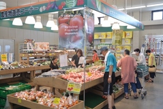 新鮮野菜を「指名買い」も