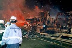 【夕刊】群馬の関越道67台事故2人死亡