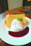 那須　　Cafe　REST（カフェ　レスト）シフォンケーキ　プレーン