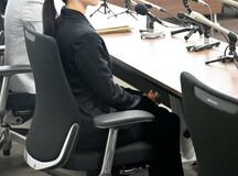 部活コーチを性加害で提訴