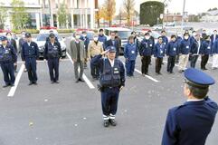 イチゴ盗難防げ 「守り隊」が出陣