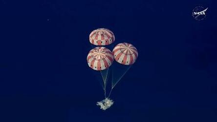 宇宙船オリオン、地球に帰還