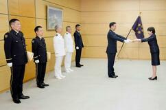 首相「規律高くまい進を」