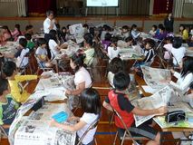 紙面の割り付けに挑戦　壬生町安塚小