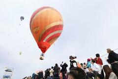 「佐久バルーンフェス」始まる
