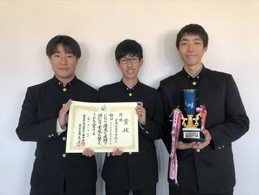 優勝した宇都宮高Ａチーム