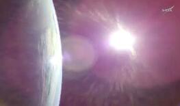 月周回飛行「成功を期待」