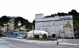 佐野の吉澤石灰など４社　CO2利用で強い建設資材　27年度本格生産目指す
