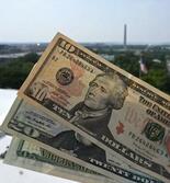 ＮＹ円、１５３円台前半