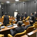 那須烏山市議会、定数２減の14に　全協、賛成多数で方針決定　「拙速」と…