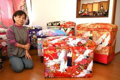 着物を使って茶箱リメーク