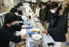 学生支援へ１００円カレー　