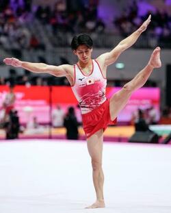 橋本大輝、世界体操３連覇