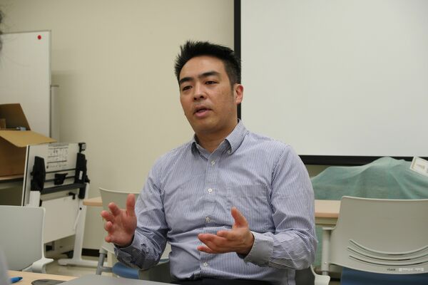 門田行史氏