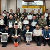 白鴎大地域メディア実践ゼミの連載が完結　「足利100年カルタ」「おやまノート」　学生が企画し取材、執筆