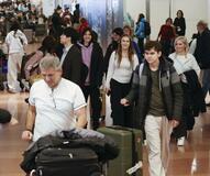 訪日客最多 3906万人