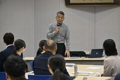 事業支援の価値学ぶ
